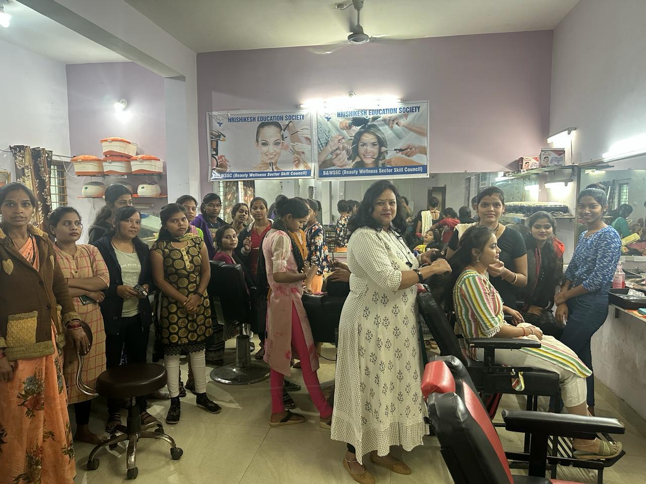 Beauty and wellness B&WSSC training session at Dhanora, Durg